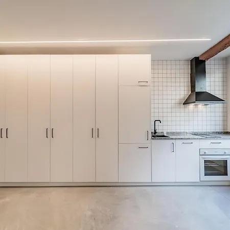Apartment Balcon Del Centro - Bigliving